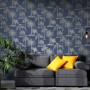 DUTCH WALLCOVERINGS Tapete mit tropischen Bäumen in Marineblau und Silber von DUTCH WALLCOVERINGS, Bemaltes Papier - Ref: For...