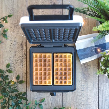 Livoo Waffeleisen mit einstellbarem Thermostat Weiß 1200 W von Livoo, Waffeleisen - Ref: Foro24-443521, Preis: 46,36 €, Rabat...