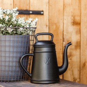 Capi Xala Lungo Watering Can 12 L black by Capi, Watering cans - Ref: Foro24-442117, Price: 59,74 €, Discount: %