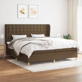 Cama box spring con colchón tela marrón oscuro 200x200 cm de , Camas y somieres - Ref: Foro24-3128872, Precio: 668,99 €, Desc...