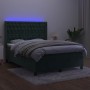 Cama box spring colchón y LED terciopelo verde oscuro 140x190cm de , Camas y somieres - Ref: Foro24-3139742, Precio: 548,48 €...