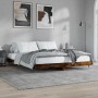 Estructura de cama madera de ingeniería roble ahumado 140x200cm de , Camas y somieres - Ref: Foro24-832146, Precio: 141,13 €,...