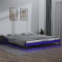 Estructura de cama con LED madera maciza gris 135x190 cm de , Camas y somieres - Ref: Foro24-820648, Precio: 144,22 €, Descue...