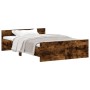 Estructura de cama con cabecero piecero roble ahumado 120x190cm de , Camas y somieres - Ref: Foro24-3203779, Precio: 146,75 €...