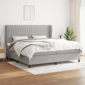 Cama box spring con colchón tela gris claro 200x200 cm de , Camas y somieres - Ref: Foro24-3128149, Precio: 671,42 €, Descuen...