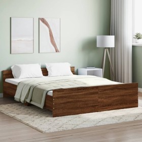 Estructura de cama con cabecero piecero roble marrón 160x200 cm de , Camas y somieres - Ref: Foro24-3203767, Precio: 173,59 €...