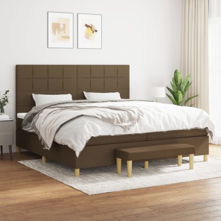 Cama box spring con colchón tela marrón oscuro 200x200 cm de , Camas y somieres - Ref: Foro24-3137184, Precio: 687,07 €, Desc...