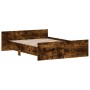 Estructura de cama con cabecero piecero roble ahumado 140x190cm de , Camas y somieres - Ref: Foro24-3203786, Precio: 120,29 €...