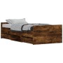 Estructura de cama con cabecero piecero roble ahumado 100x200cm de , Camas y somieres - Ref: Foro24-3203800, Precio: 195,44 €...