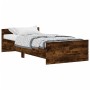 Estructura de cama madera de ingeniería roble humo 100x200 cm de , Camas y somieres - Ref: Foro24-835936, Precio: 100,85 €, D...