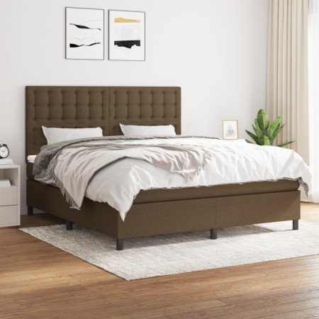 Cama box spring con colchón tela marrón oscuro 180x200 cm de , Camas y somieres - Ref: Foro24-3142116, Precio: 607,65 €, Desc...