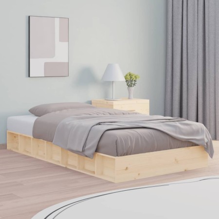 Estructura de cama doble pequeña de madera maciza 120x190 cm de , Camas y somieres - Ref: Foro24-820706, Precio: 120,42 €, De...