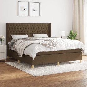 Cama box spring con colchón tela marrón oscuro 180x200 cm de , Camas y somieres - Ref: Foro24-3132252, Precio: 650,99 €, Desc...