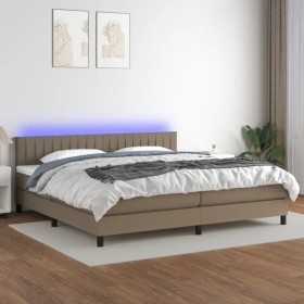 Cama box spring colchón y luces LED tela gris taupe 200x200 cm de , Camas y somieres - Ref: Foro24-3133345, Precio: 607,99 €,...