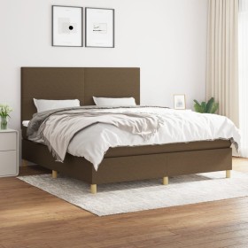 Cama box spring con colchón tela marrón oscuro 180x200 cm de , Camas y somieres - Ref: Foro24-3142196, Precio: 608,99 €, Desc...