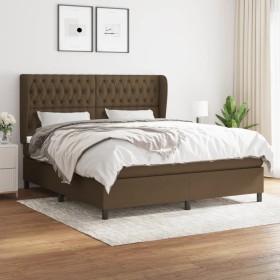 Cama box spring con colchón tela marrón oscuro 180x200 cm de , Camas y somieres - Ref: Foro24-3128224, Precio: 674,42 €, Desc...