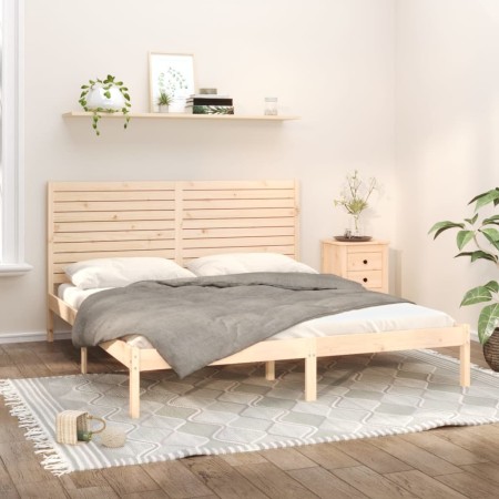 Estructura de cama de madera maciza 200x200 cm de , Camas y somieres - Ref: Foro24-3104628, Precio: 181,99 €, Descuento: %