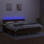 Cama box spring con colchón LED tela marrón oscuro 160x200 cm de , Camas y somieres - Ref: Foro24-3133728, Precio: 496,63 €, ...