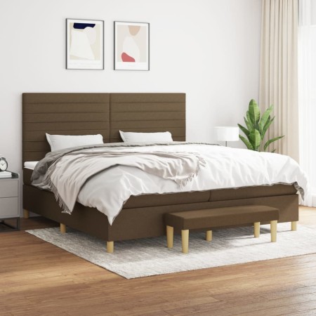 Cama box spring con colchón tela marrón oscuro 200x200 cm de , Camas y somieres - Ref: Foro24-3137264, Precio: 638,99 €, Desc...