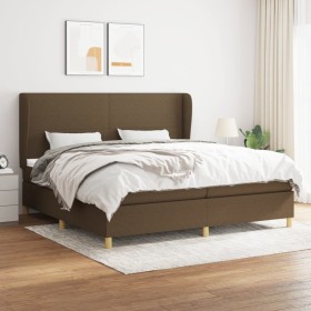 Cama box spring con colchón tela marrón oscuro 200x200 cm de , Camas y somieres - Ref: Foro24-3128392, Precio: 652,99 €, Desc...