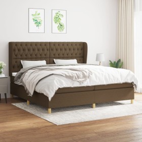 Cama box spring con colchón tela marrón oscuro 200x200 cm de , Camas y somieres - Ref: Foro24-3128792, Precio: 711,48 €, Desc...