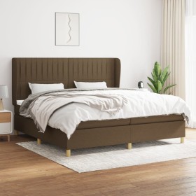 Cama box spring con colchón tela marrón oscuro 200x200 cm de , Camas y somieres - Ref: Foro24-3128712, Precio: 616,99 €, Desc...