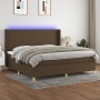 Cama box spring colchón luces LED tela marrón oscuro 200x200 cm de , Camas y somieres - Ref: Foro24-3138744, Precio: 680,72 €...