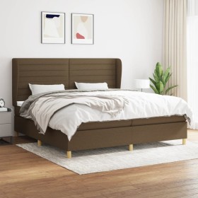 Cama box spring con colchón tela marrón oscuro 200x200 cm de , Camas y somieres - Ref: Foro24-3128632, Precio: 611,99 €, Desc...