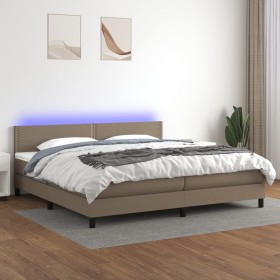 Boxspringbett mit Matratze und LED-Leuchten taupegrauer Stoff 200x200 cm von , Betten und Lattenroste - Ref: Foro24-3133105, ...