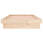 Estructura de cama con LED madera maciza 90x200 cm de , Camas y somieres - Ref: Foro24-819957, Precio: 119,33 €, Descuento: %