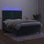 Cama box spring colchón y LED terciopelo verde oscuro 140x190cm de , Camas y somieres - Ref: Foro24-3136062, Precio: 510,50 €...