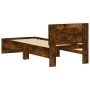 Cama con cabecero madera de ingeniería roble ahumado 90x190 cm de , Camas y somieres - Ref: Foro24-838656, Precio: 81,80 €, D...