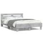 Cama con cabecero madera de ingeniería gris hormigón 135x190 cm de , Camas y somieres - Ref: Foro24-3207444, Precio: 139,77 €...