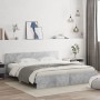 Estructura de cama con cabecero gris hormigón 160x200 cm de , Camas y somieres - Ref: Foro24-3207472, Precio: 174,47 €, Descu...