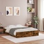 Cama con cajones madera de ingeniería roble ahumado 140x190 cm de , Camas y somieres - Ref: Foro24-3207305, Precio: 196,64 €,...