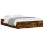 Cama con cajones madera de ingeniería roble ahumado 140x190 cm de , Camas y somieres - Ref: Foro24-3207305, Precio: 196,64 €,...