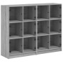 Estantería con puertas madera gris Sonoma 136x37x109 cm de , Librerías y estanterías - Ref: Foro24-3206515, Precio: 239,99 €,...