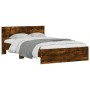 Estructura de cama con cabecero roble ahumado 135x190 cm de , Camas y somieres - Ref: Foro24-3207508, Precio: 149,99 €, Descu...