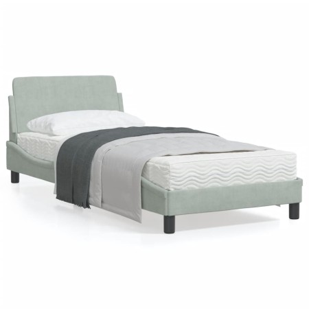 Estructura de cama con cabecero terciopelo gris claro 90x200 cm de , Camas y somieres - Ref: Foro24-373112, Precio: 114,95 €,...