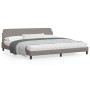 Estructura de cama con cabecero de tela gris taupe 200x200 cm de , Camas y somieres - Ref: Foro24-373249, Precio: 187,67 €, D...