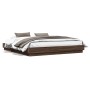 Estructura de cama con luces LED roble marrón 180x200 cm de , Camas y somieres - Ref: Foro24-3209778, Precio: 188,02 €, Descu...