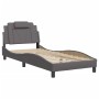 Estructura de cama con cabecero cuero sintético gris 90x200 cm de , Camas y somieres - Ref: Foro24-3208071, Precio: 146,82 €,...