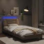 Estructura de cama con LED cuero sintético capuchino 80x200 cm de , Camas y somieres - Ref: Foro24-3213896, Precio: 173,99 €,...