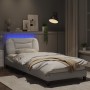 Estructura cama con luces LED cuero sintético blanco 90x200 cm de , Camas y somieres - Ref: Foro24-3213907, Precio: 175,16 €,...