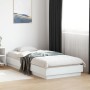 Estructura de cama madera de ingeniería blanca 90x200 cm de , Camas y somieres - Ref: Foro24-839602, Precio: 93,17 €, Descuen...