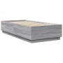 Estructura de cama con luces LED madera gris Sonoma 90x200 cm de , Camas y somieres - Ref: Foro24-3209637, Precio: 134,99 €, ...