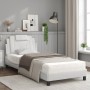 Cama con colchón cuero sintético blanco 90x190 cm de , Camas y somieres - Ref: Foro24-3208762, Precio: 272,38 €, Descuento: %