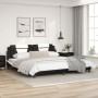 Estructura cama con LED cuero sintético negro blanco 200x200 cm de , Camas y somieres - Ref: Foro24-3214048, Precio: 227,58 €...