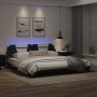 Estructura cama con LED cuero sintético negro blanco 200x200 cm de , Camas y somieres - Ref: Foro24-3214048, Precio: 227,58 €...