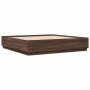 Estructura de cama con luces LED madera roble marrón 200x200 cm de , Camas y somieres - Ref: Foro24-3209589, Precio: 204,08 €...